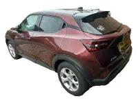 Begagnad Nissan Juke N-Connecta 114 HK (83 kW) 2022 Röd SUV