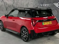 Used Mini Cooper SE Hatch 158 kW (215 HP) 2024 Red Hatchback