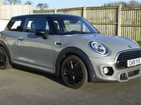 Używany Mini Cooper Hatch 136 KM (100 kW) 2019 Szary Hatchback