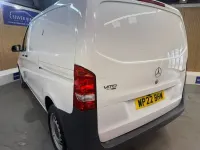 Usado Mercedes Vito Progressive 136 HP (100 kW) 2022 Branco Van