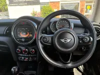 Used Mini ONE Hatch 102 HP (75 kW) 2017 Black Hatchback