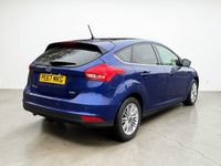 Used Ford Focus Zetec 125 HP (91 kW) 2017 Blue Hatchback