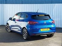 Used Renault Clio V Iconic 140 HP (102 kW) 2021 Blue Hatchback