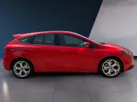 Used Ford Focus ST 250 HP (183 kW) 2013 Red Hatchback