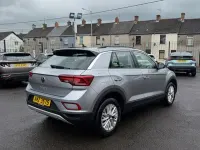 Second-hand VW T-Roc Life 2023 Argintiu SUV