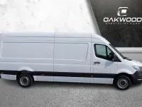 Begagnad Mercedes Sprinter Progressive 148 HK (108 kW) 2022 Vit Van