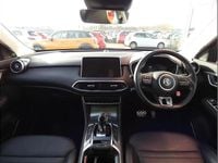 Used MG HS Exclusive 159 HP (116 kW) 2023 Red SUV