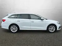 Used Skoda Octavia SE L 150 HP (110 kW) 2023 White Estate