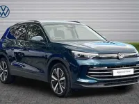 Used VW Tiguan Elegance 150 HP (110 kW) 2024 Blue SUV