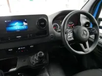 Usado Mercedes Sprinter 150 HP (110 kW) 2024 Azul Van
