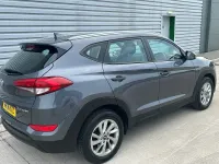 Used Hyundai Tucson SE 141 HP (103 kW) 2018 Grey SUV