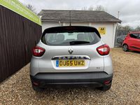 Used Renault Captur Dynamique 90 HP (66 kW) 2015 Silver SUV