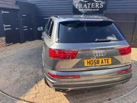 Used Audi SQ7 Design 435 HP (319 kW) 2017 Grey SUV