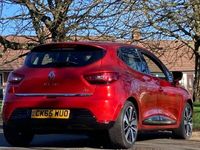 used Renault Clio IV 1.5 DYNAMIQUE S NAV DCI 5d 89 BHP