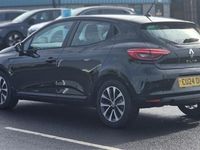 Used Renault Clio V Evolution 90 HP (66 kW) 2024 Black  Hatchback