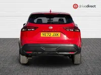 Usado Nissan Qashqai Acenta Premium 2022 Rojo SUV