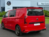 Used VW T7 Pro 150 HP (110 kW) 2025 Red Van