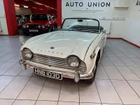 Used Triumph TR4 104 HP (76 kW) 2018 White Cabriolet