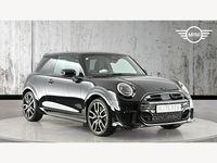Used Mini Cooper Hatch 113 kW (154 HP) 2025 Black Hatchback