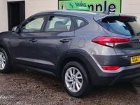 Używany Hyundai Tucson SE 177 KM (130 kW) 2017 Szary SUV