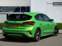 Used Ford Focus ST 280 HP (205 kW) 2022 Mean green Hatchback