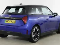 Used Mini Cooper SE Hatch 158 kW (215 HP) 2024 Blue Hatchback