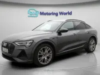 Begagnad Audi e-tron Black Edition 11 kW (15 HK) 2022 SUV