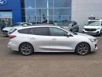 Używany Ford Focus ST-Line 2025 Srebrny Kombi