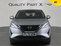 Begagnad Nissan Qashqai Acenta Premium 2024 Silver SUV