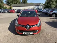 Used Renault Clio Dynamique 90 HP (66 kW) 2015 Red Hatchback