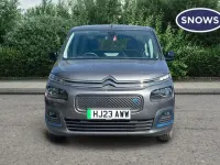 Usado Citroën e-Berlingo Feel 100 kW (136 CV) 2023 Gris Monovolumen