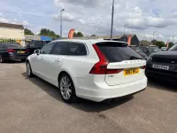 Used Volvo V90 Momentum 231 HP (169 kW) 2017 White Estate