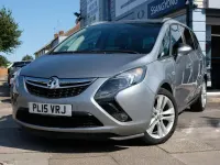 Used Vauxhall Zafira Tourer SRi 138 HP (101 kW) 2015 Silver MPV