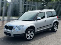 Used Skoda Yeti SE 105 HP (77 kW) 2012 Silver SUV