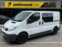 Usado Renault Trafic 115 HP (84 kW) 2011 Branco Monovolume