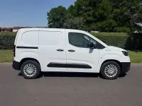 Used Toyota Proace 100 kW (136 HP) 2022 White MPV