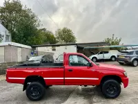 Used Toyota HiLux 102 HP (75 kW) 2002 Red Pickup