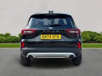 Usado Ford Kuga Titanium 150 HP (110 kW) 2025 Preto SUV