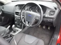 Used Volvo V40 SE 115 HP (84 kW) 2014 Red Hatchback