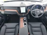 Used Volvo XC60 Ultimate 250 HP (183 kW) 2024 Black SUV
