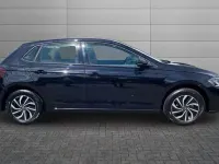 Begagnad VW Polo Life 80 HK (58 kW) 2023 Svart Halvkombi
