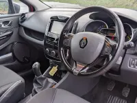 Usado Renault Clio IV Dynamique 75 HP (55 kW) 2014 Vermelho Citadino