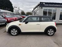 Used Mini Cooper 136 HP (100 kW) 2017 White Hatchback