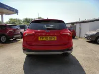 Used Ford Focus Active X 120 HP (88 kW) 2020 Red Estate