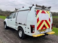 Used Isuzu D-Max 2017 White Pickup