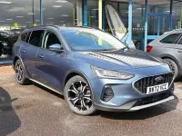 Used Ford Focus Active X 125 HP (91 kW) 2023 Blue Estate
