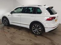 Usado VW Tiguan R-line 150 HP (110 kW) 2020 Branco SUV