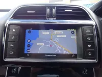 Usado Jaguar XE R-Sport 250 HP (183 kW) 2018 Cinzento Sedan