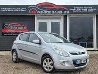 Used Hyundai i20 Comfort 99 HP (72 kW) 2010 Silver Hatchback