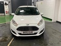 Used Ford Fiesta Zetec 100 HP (73 kW) 2015 White Hatchback